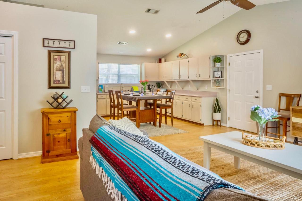 Life'S A Breeze! Updated 3B Home 10 Min To Beach! Gulf Breeze Dış mekan fotoğraf